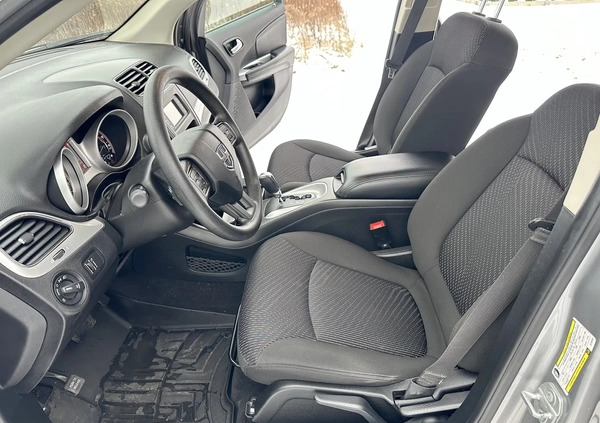 Dodge Journey cena 69999 przebieg: 82000, rok produkcji 2019 z Skarszewy małe 56